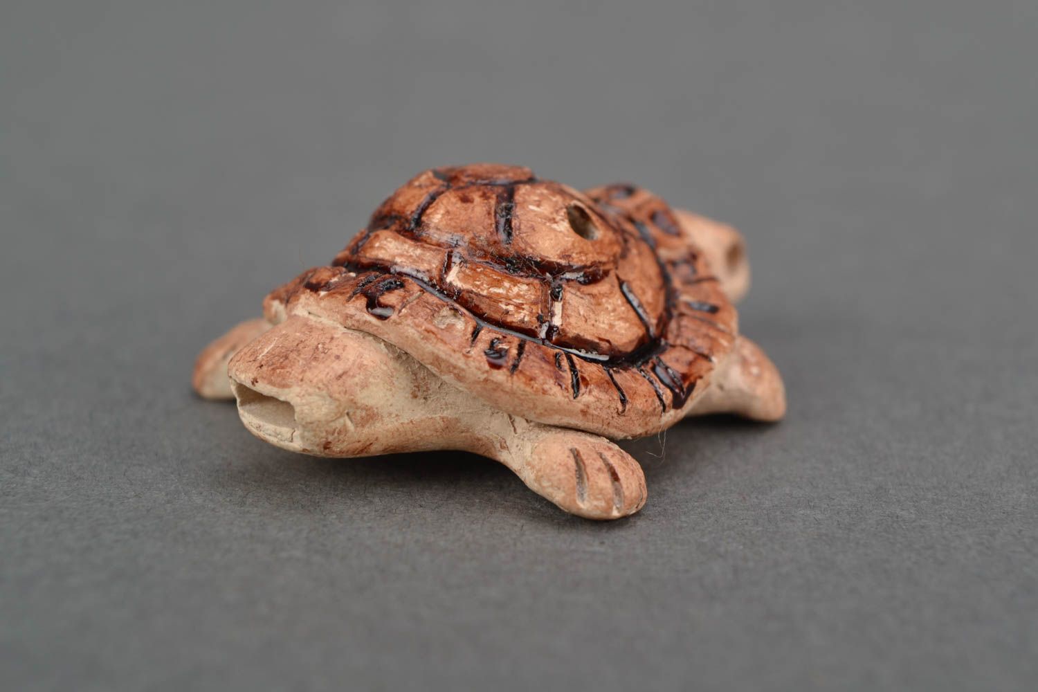 Handgemachte Lippenpfeife aus Ton Schildkröte foto 5