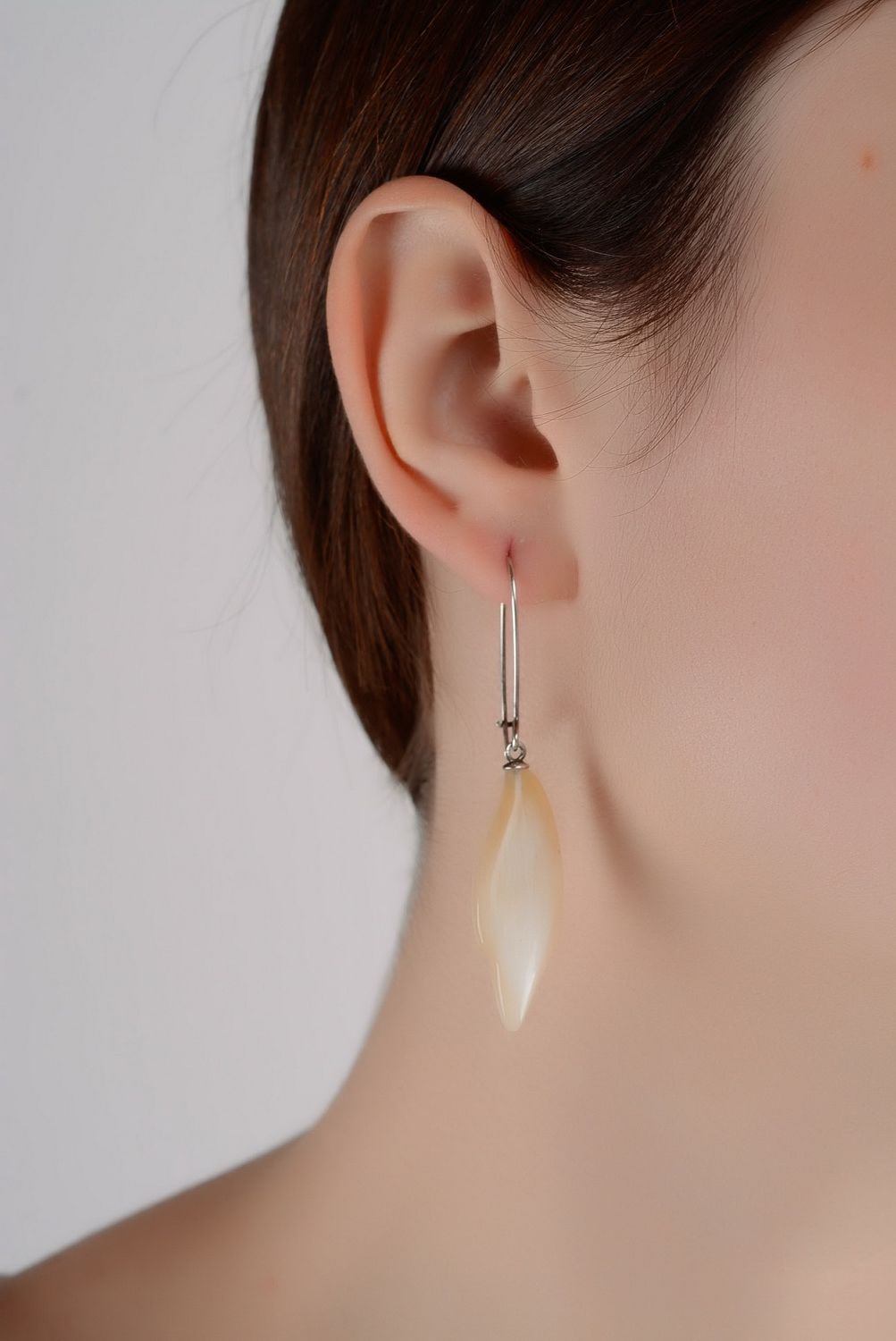 Ohrringe aus Kuhhorn Blätter foto 2