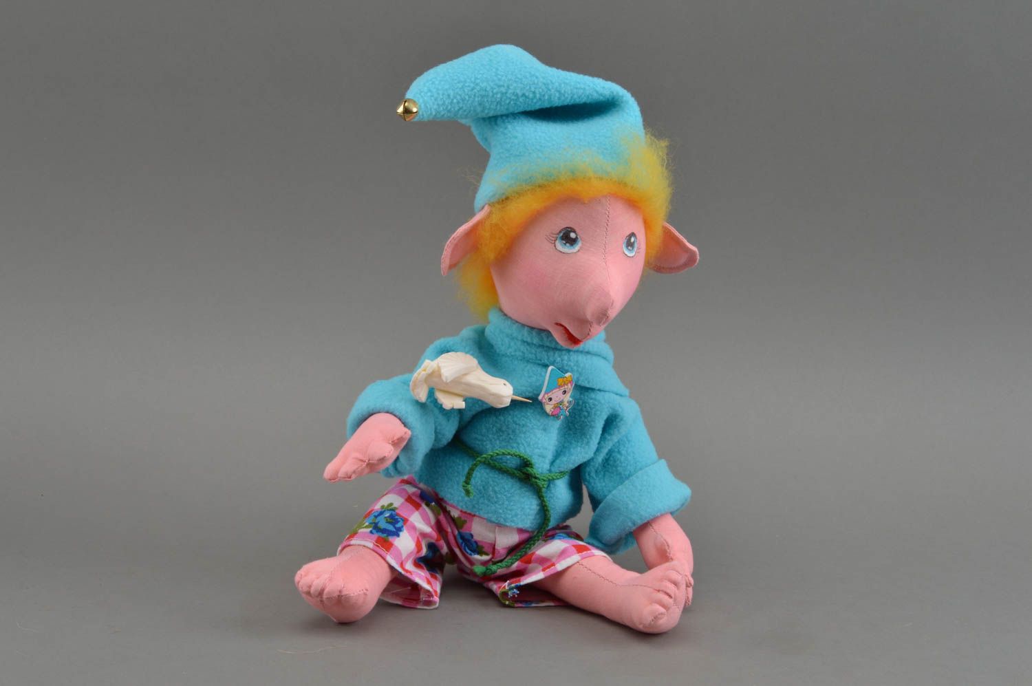 Poupée gnome originale belle cousue en tissus faite main cadeau pour enfant photo 1