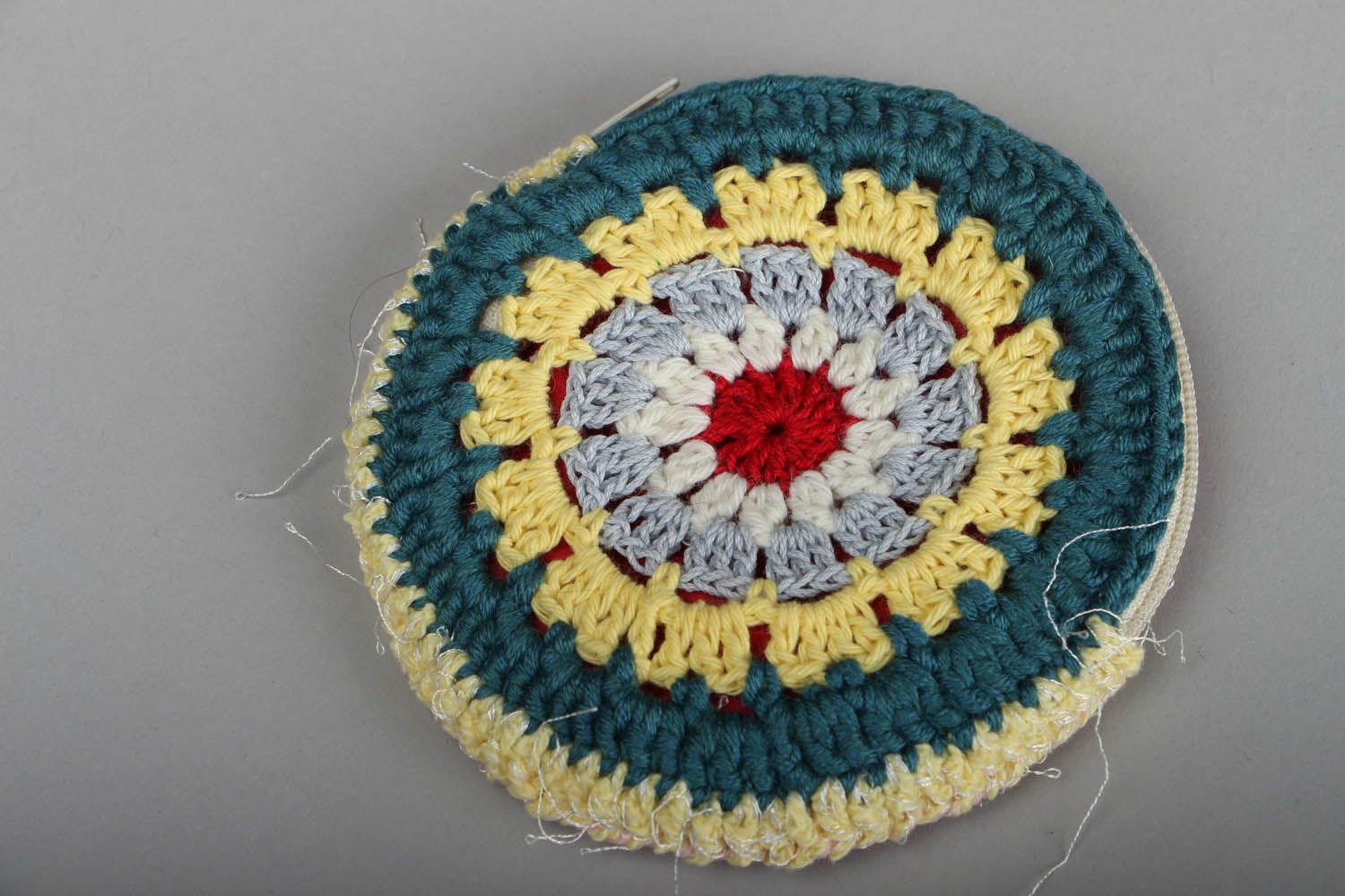 Porte-monnaie tricoté au crochet en forme de hibou photo 3