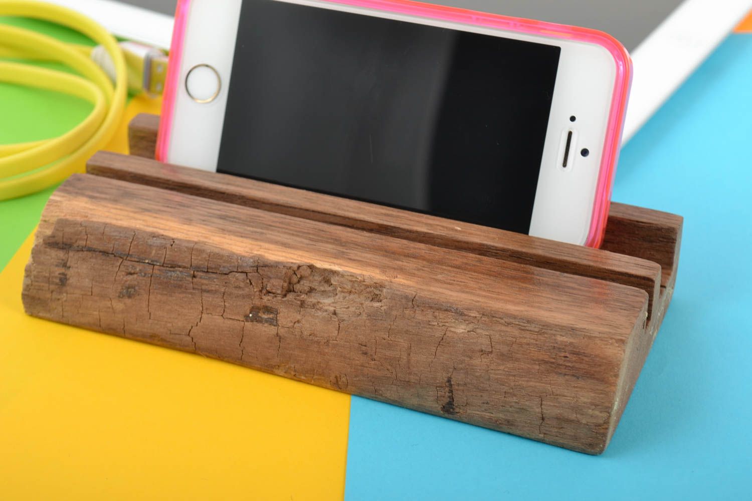 Porte-tablette et téléphone en bois fait main écologique original pour bureau photo 1