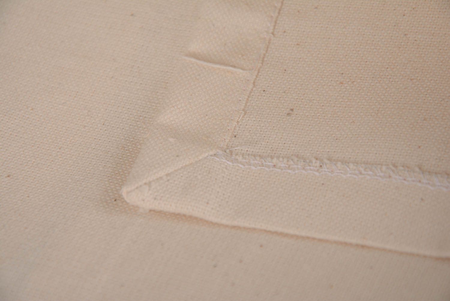 Nappe de table en tissu de demi-lin faite main blanche rectangulaire brodée photo 5