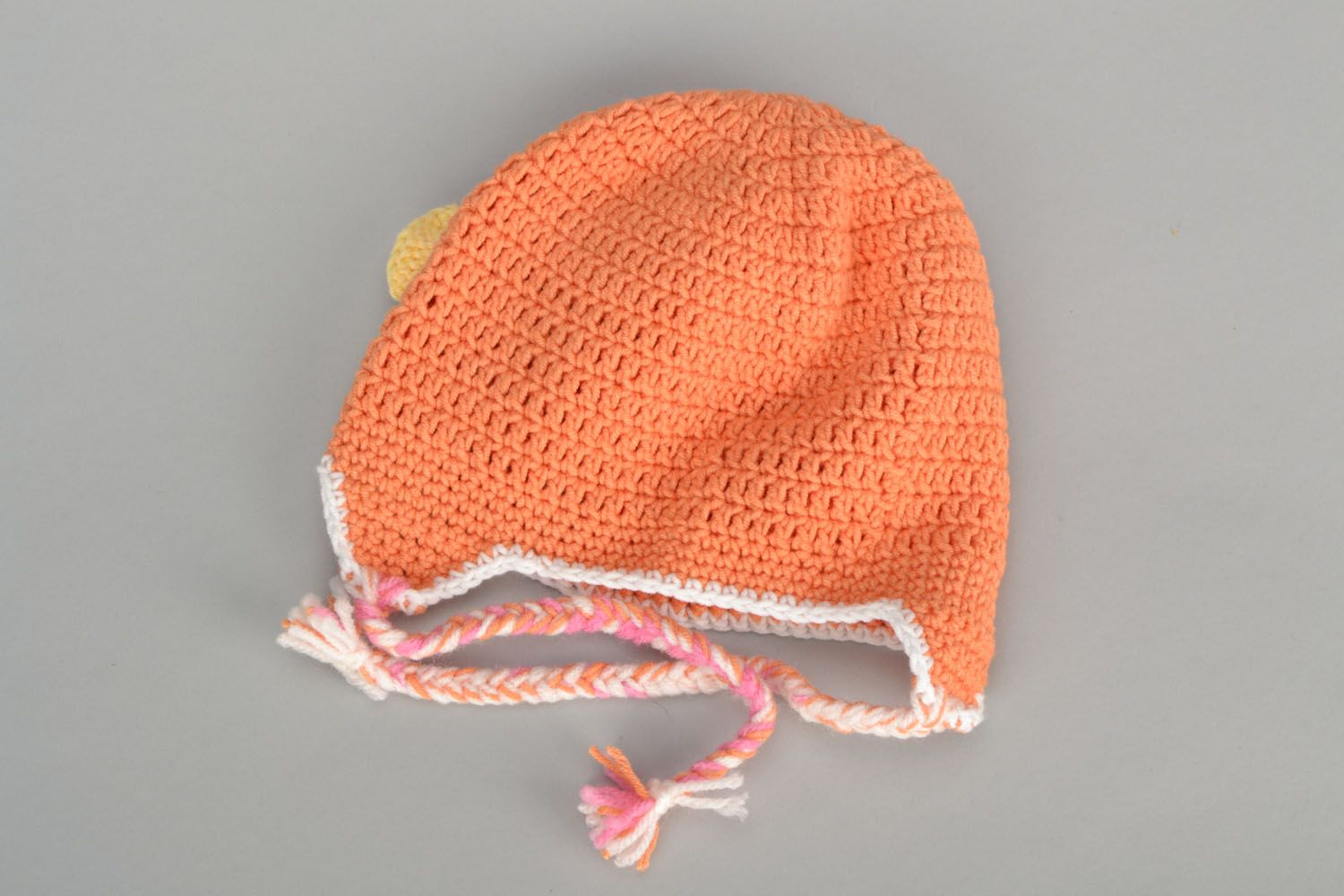 Children's crocheted hat with flower photo 4