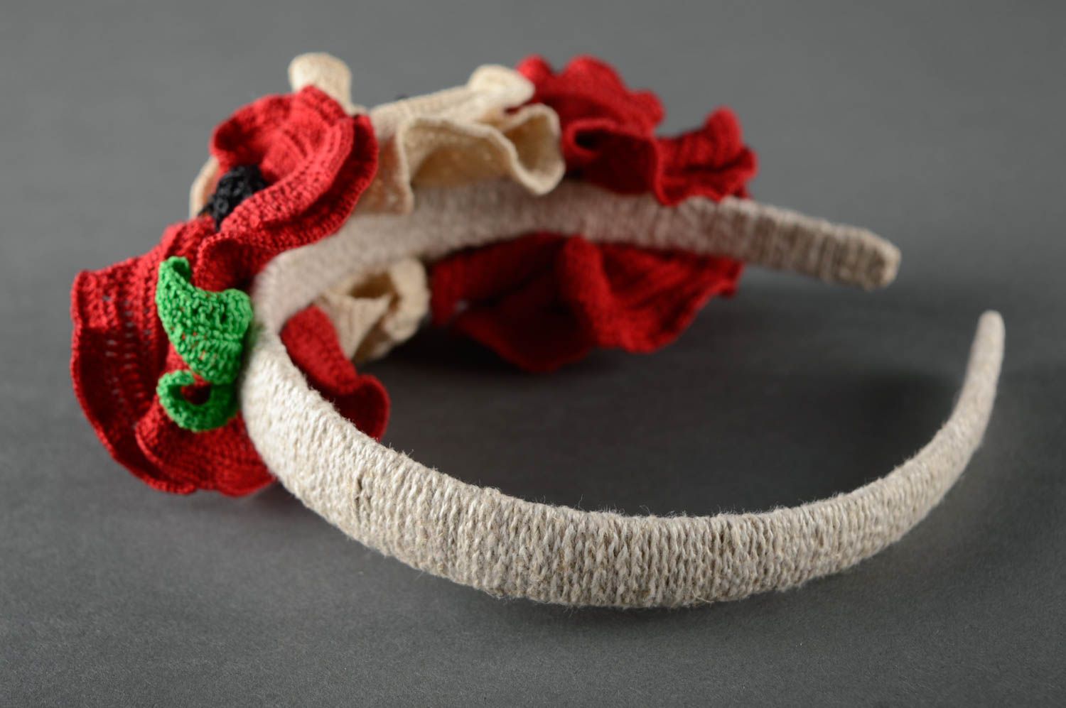 Beautiful unusual headband with crochet flowers photo 3