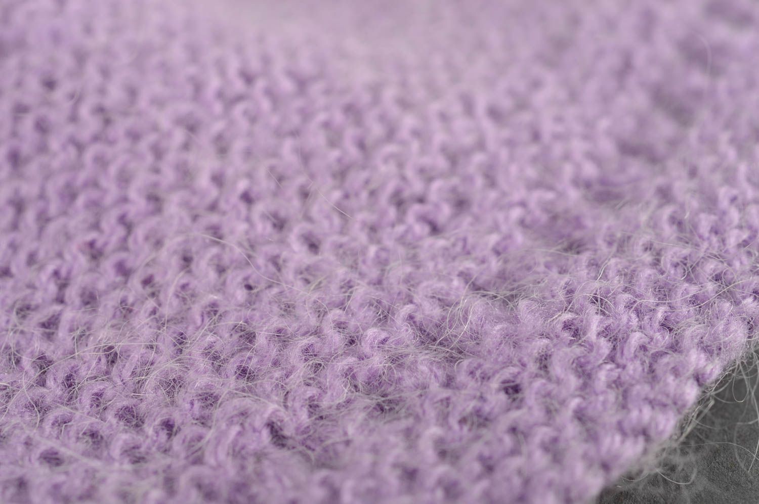 Bonnet au crochet fait main Chapeau tricot design violet Vêtement enfant photo 4