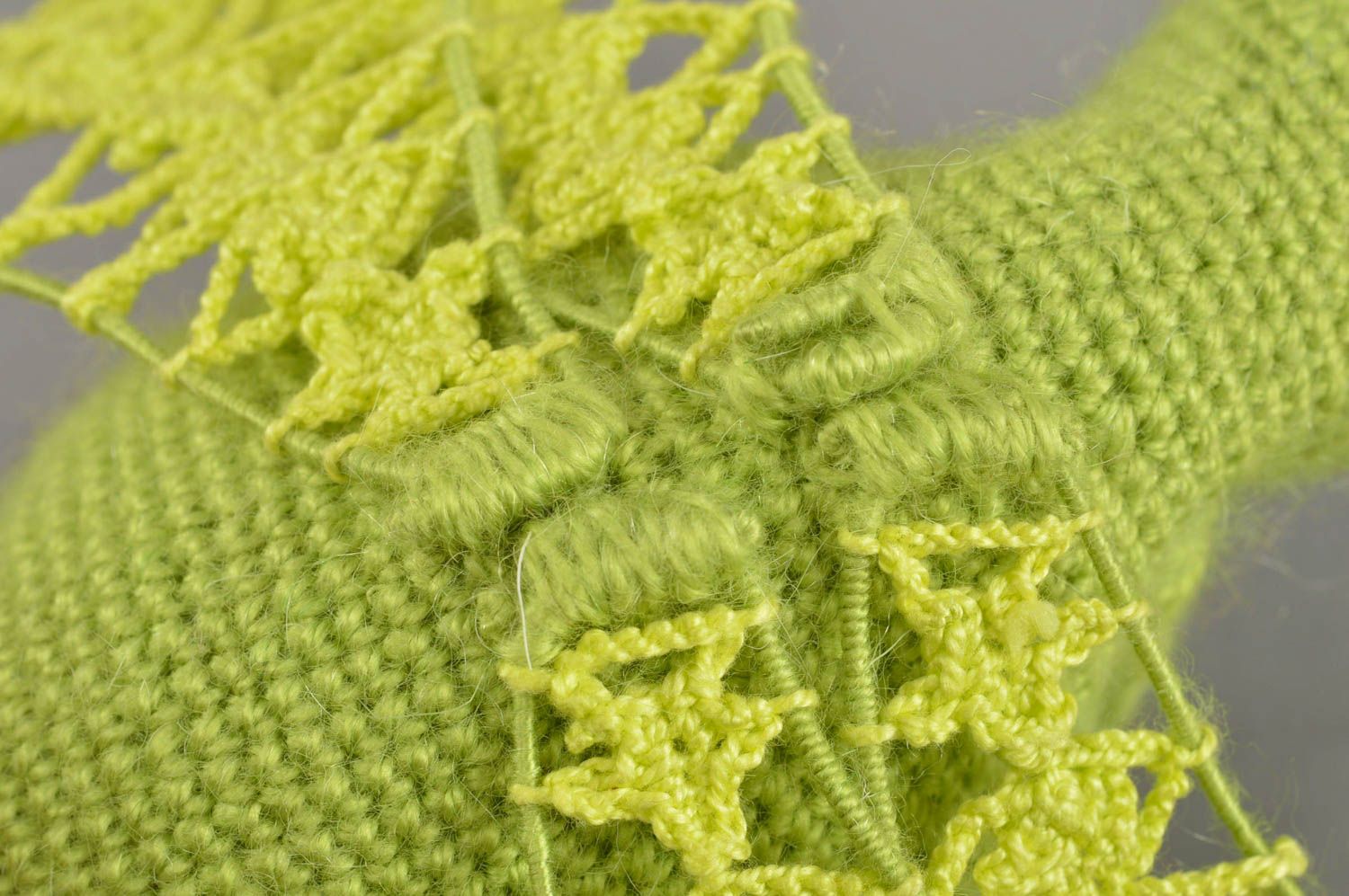 Peluche tricotée en laine naturelle faite main décorative insecte vert photo 3
