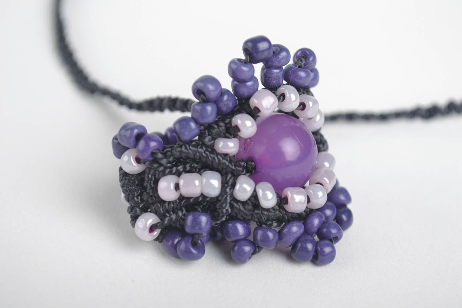 Pendentif bague macramé violet Bijou fait main original Cadeau pour femme photo 3