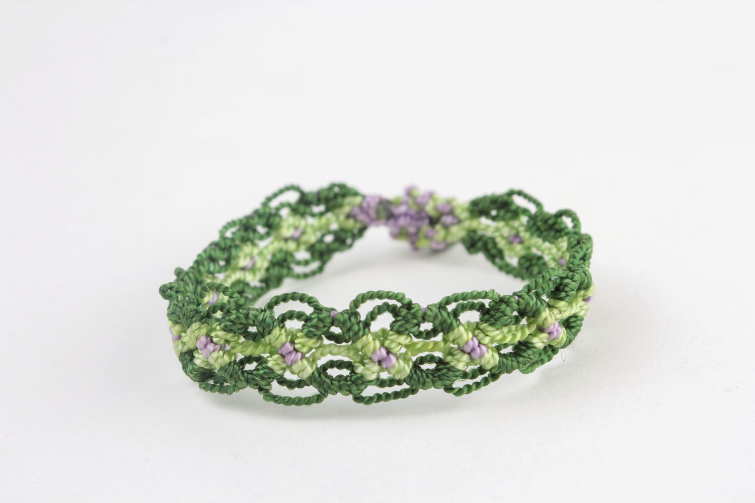 Green friendship bracelet photo 3