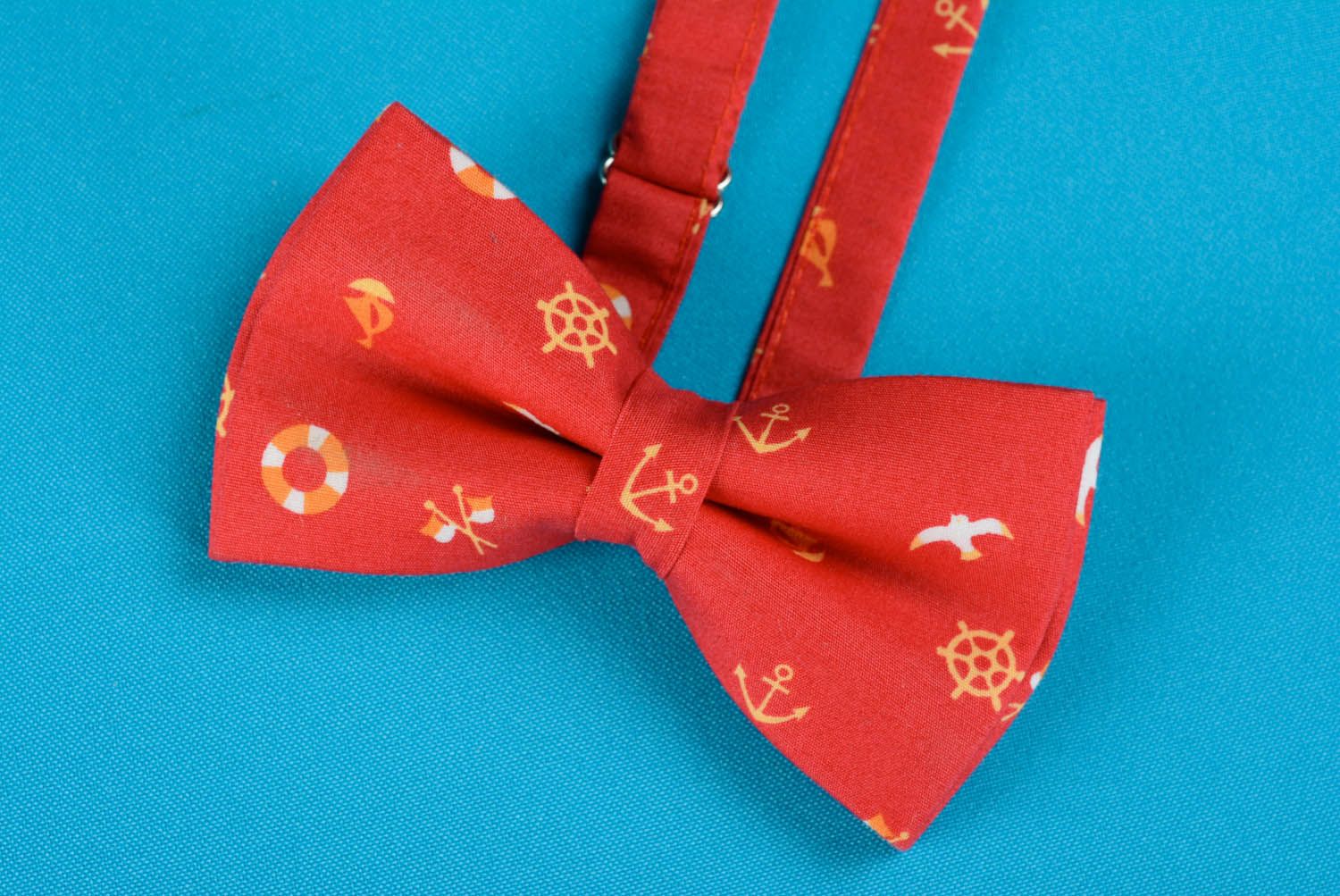 Red bow tie with anchors photo 3