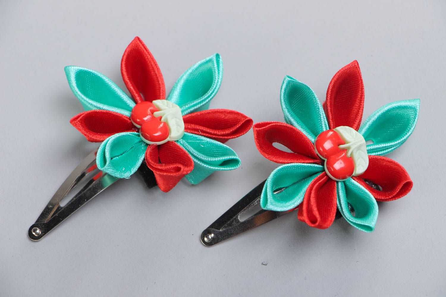 Set of 2 handmade satin hair clips with kanzashi flowers and cherries for girls photo 2