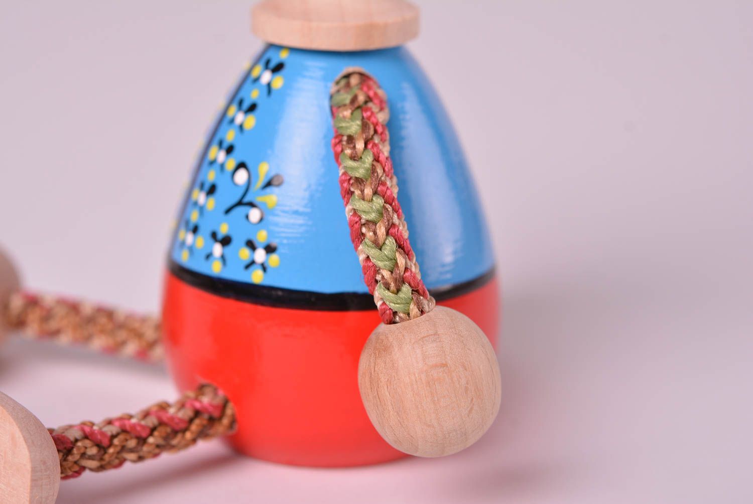 Игрушка ручной работы голубая игрушка из дерева подарок для ребенка Обезьянка фото 6