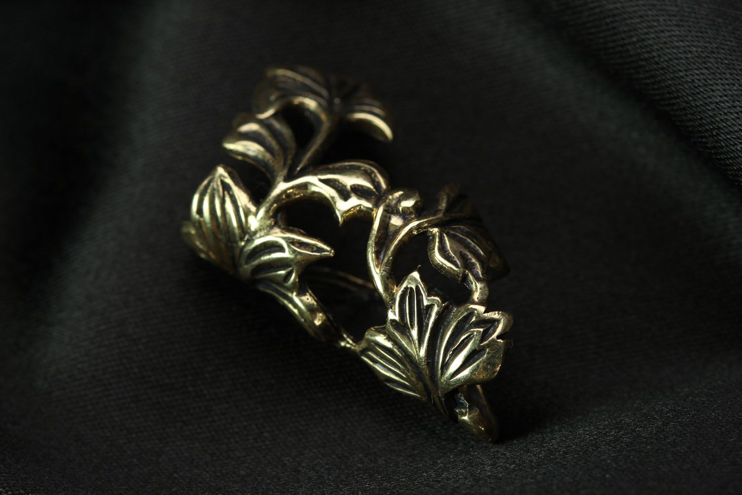 Bague d'oreille en bronze faite main originale jolie stylée cadeau Lierre  photo 1