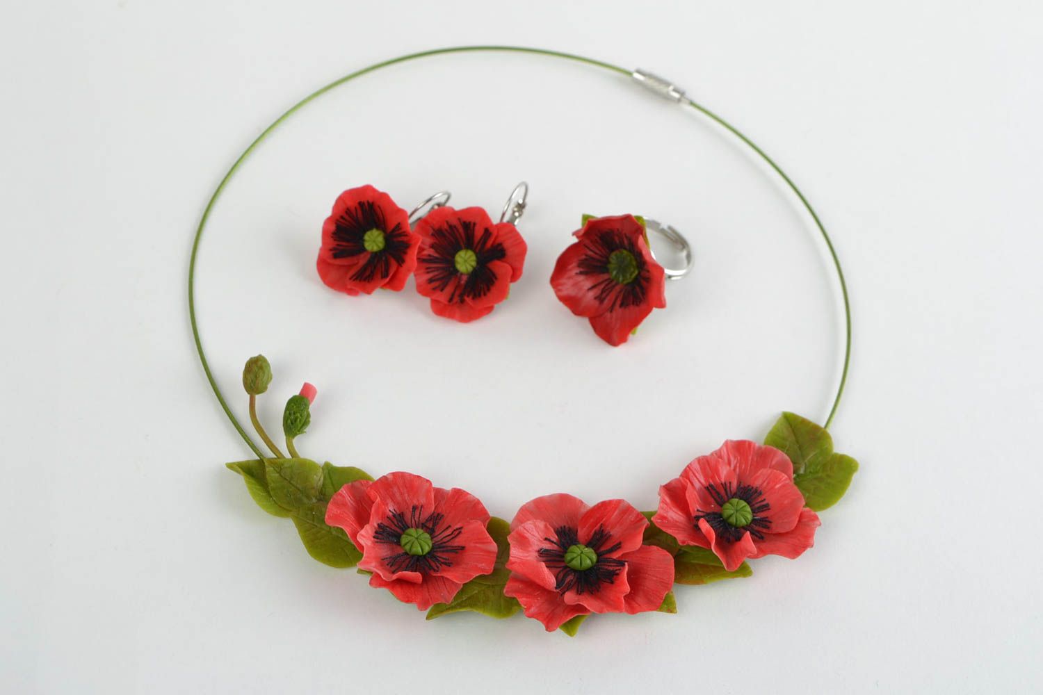 Set of handmade cold porcelain earrings necklace and ring with red poppies photo 2