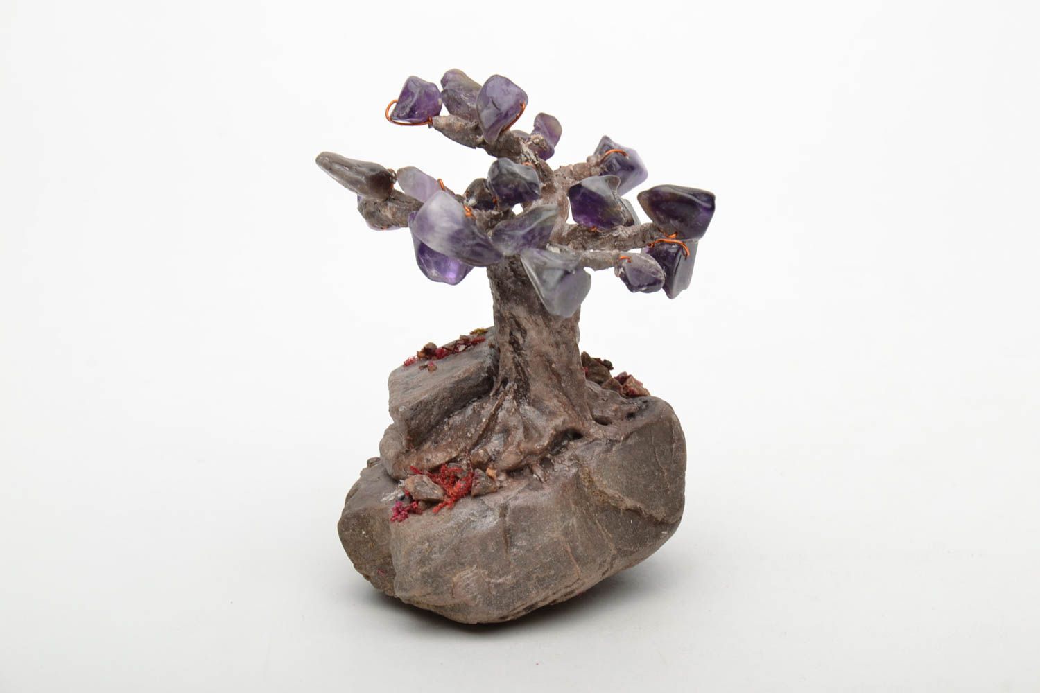 Decorative tree with natural stones photo 4