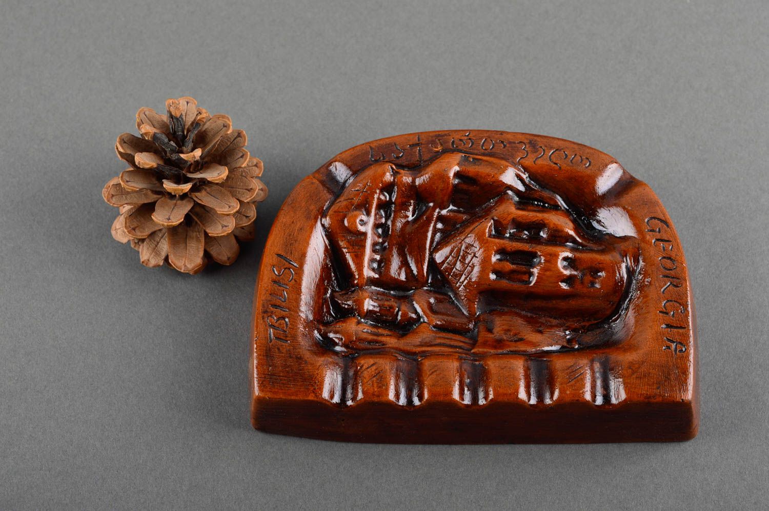 Cenicero artesanal de cerámica elemento decorativo regalo original para hombre foto 1