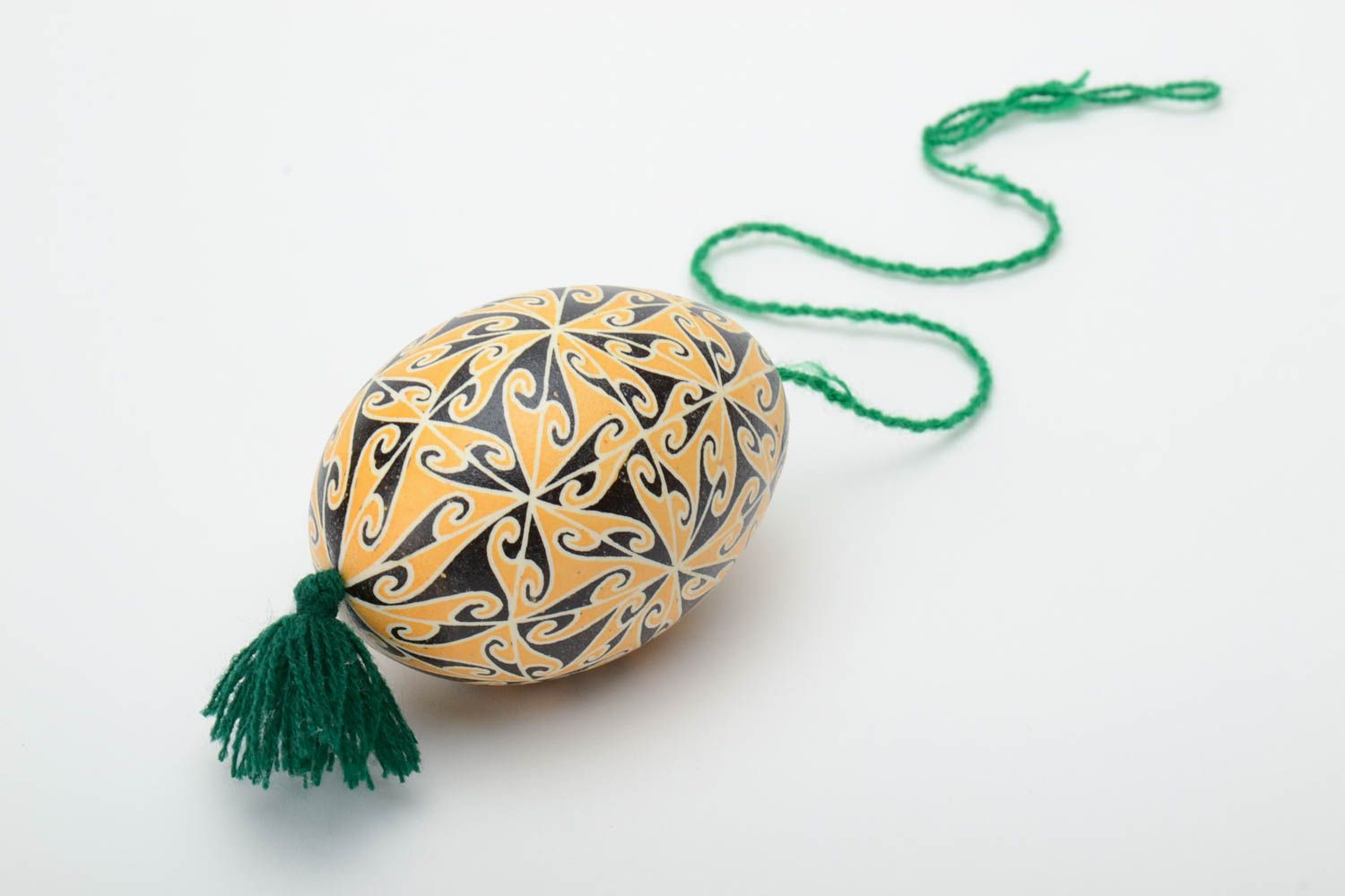 Huevo de gallina pintado encerado colgante decorativo hecho a mano foto 4