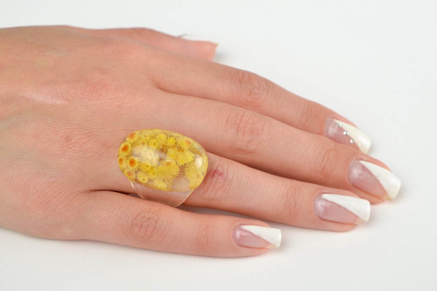 Кольцо ручной работы кольцо из эпоксидной смолы красивое кольцо с сухоцветами фото 2