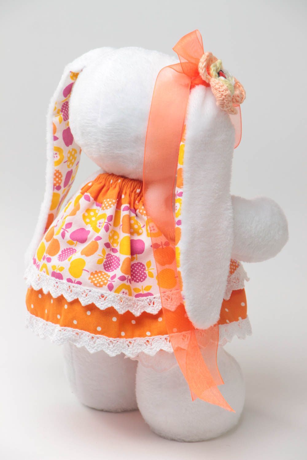 Детская мягкая игрушка ручной работы зайка в платье из ткани для девочке фото 4
