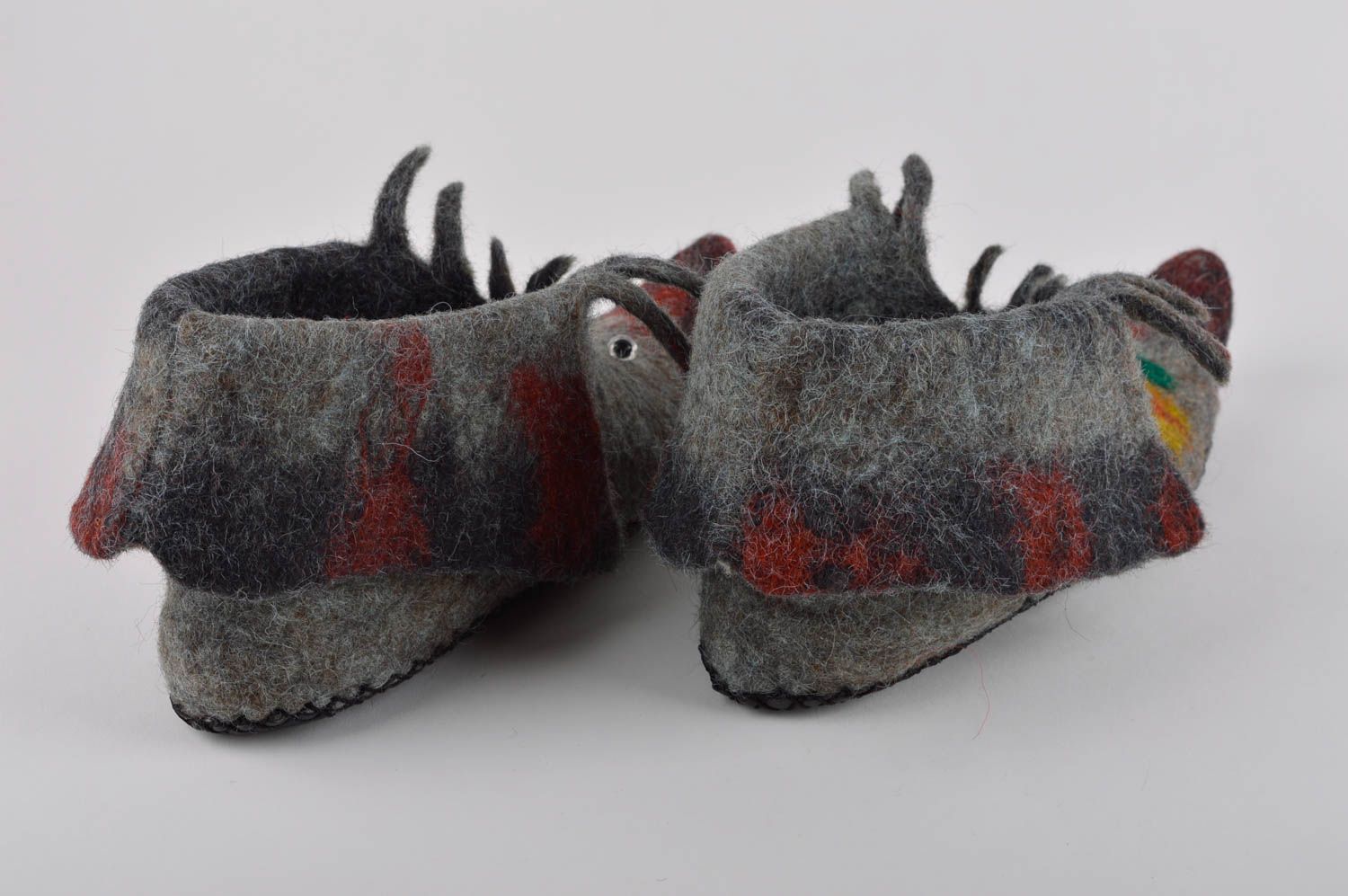 Handmade gefilzte Pantoffeln Geschenk für Frau schöne Hausschuhe gefilzte Schuhe foto 3