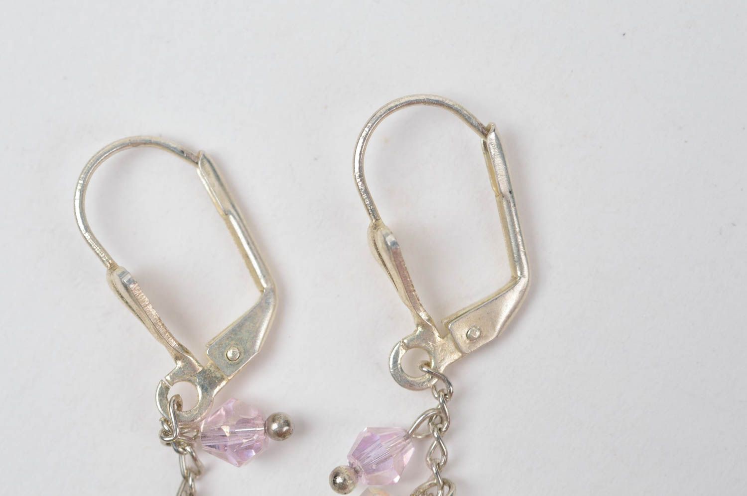 Boucles d'oreilles pendantes Bijou fait main verre Cadeau femme Fleurs violettes photo 4