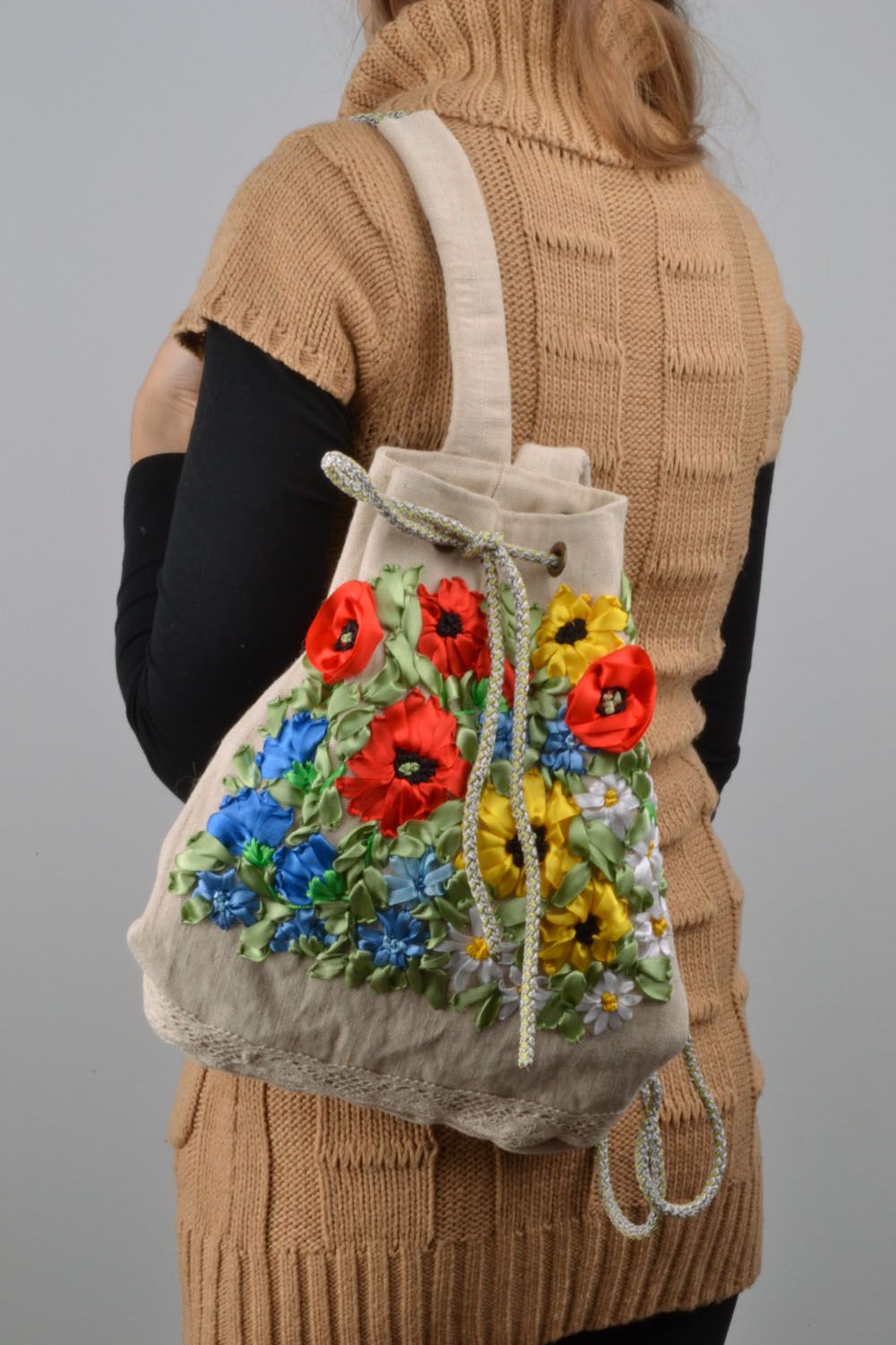 Backpack made of natural fabrics photo 1