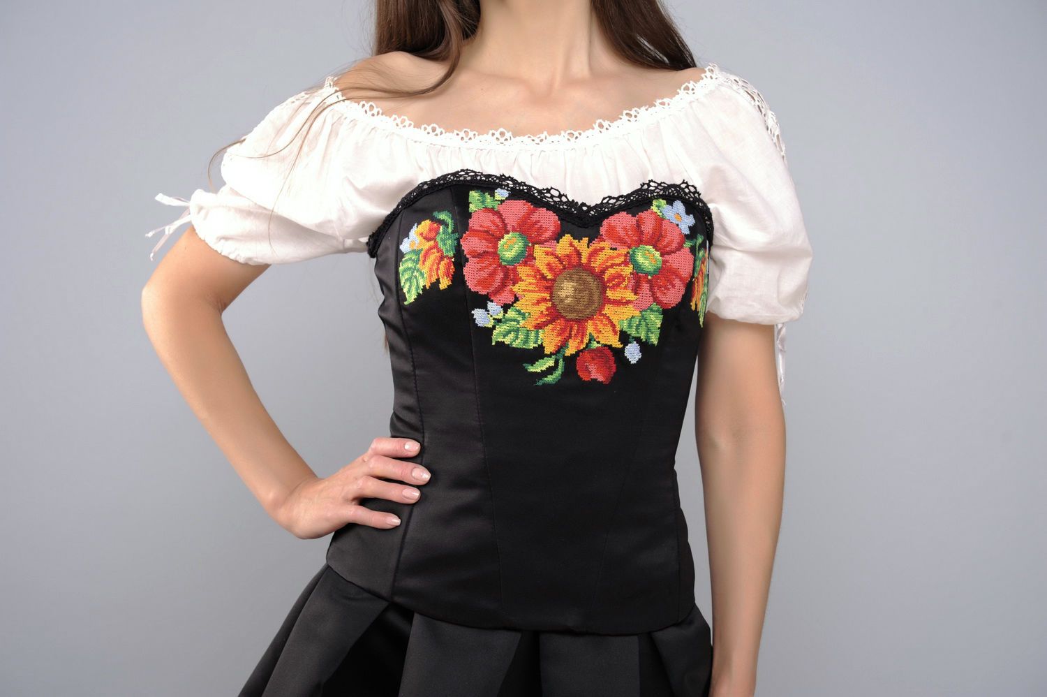 Ensemble jupe blouse corset ethnique photo 1