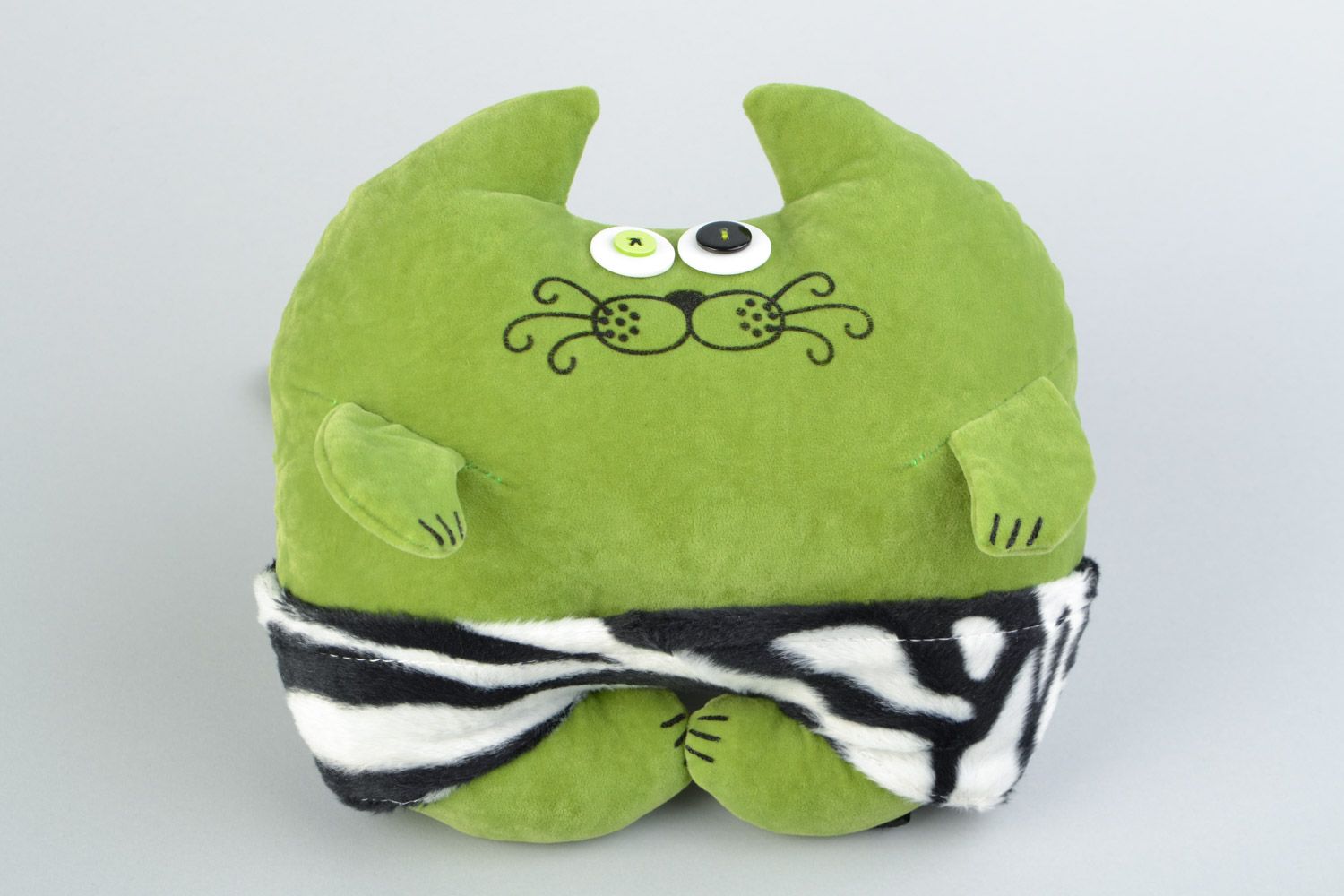 Handmade green soft cushion in the form of a cat made of flock fabric photo 3