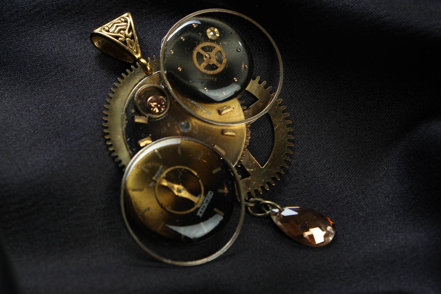 Handmade steampunk pendant photo 1