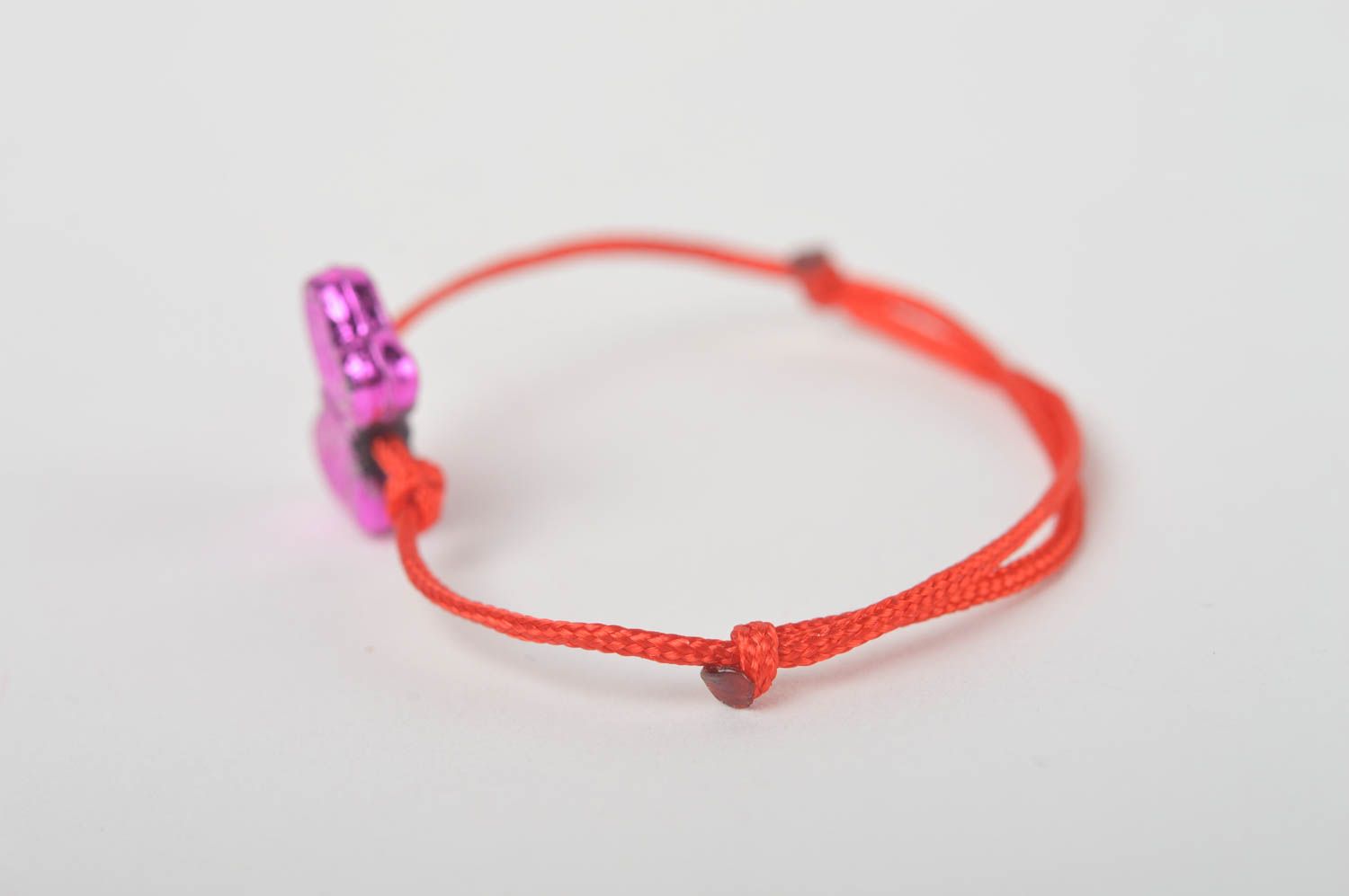 Bracelet cordon ciré Bijou fait main rouge avec papillon rose Cadeau enfant photo 4