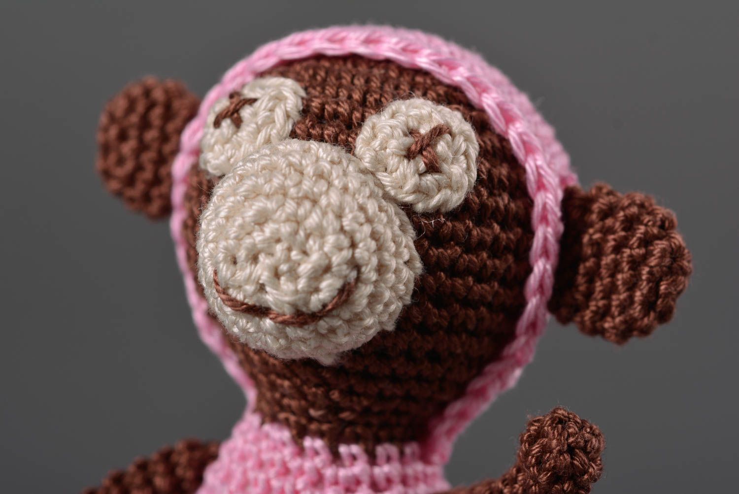 Juguete artesanal tejido a crochet peluche para niños regalo original Monita foto 2