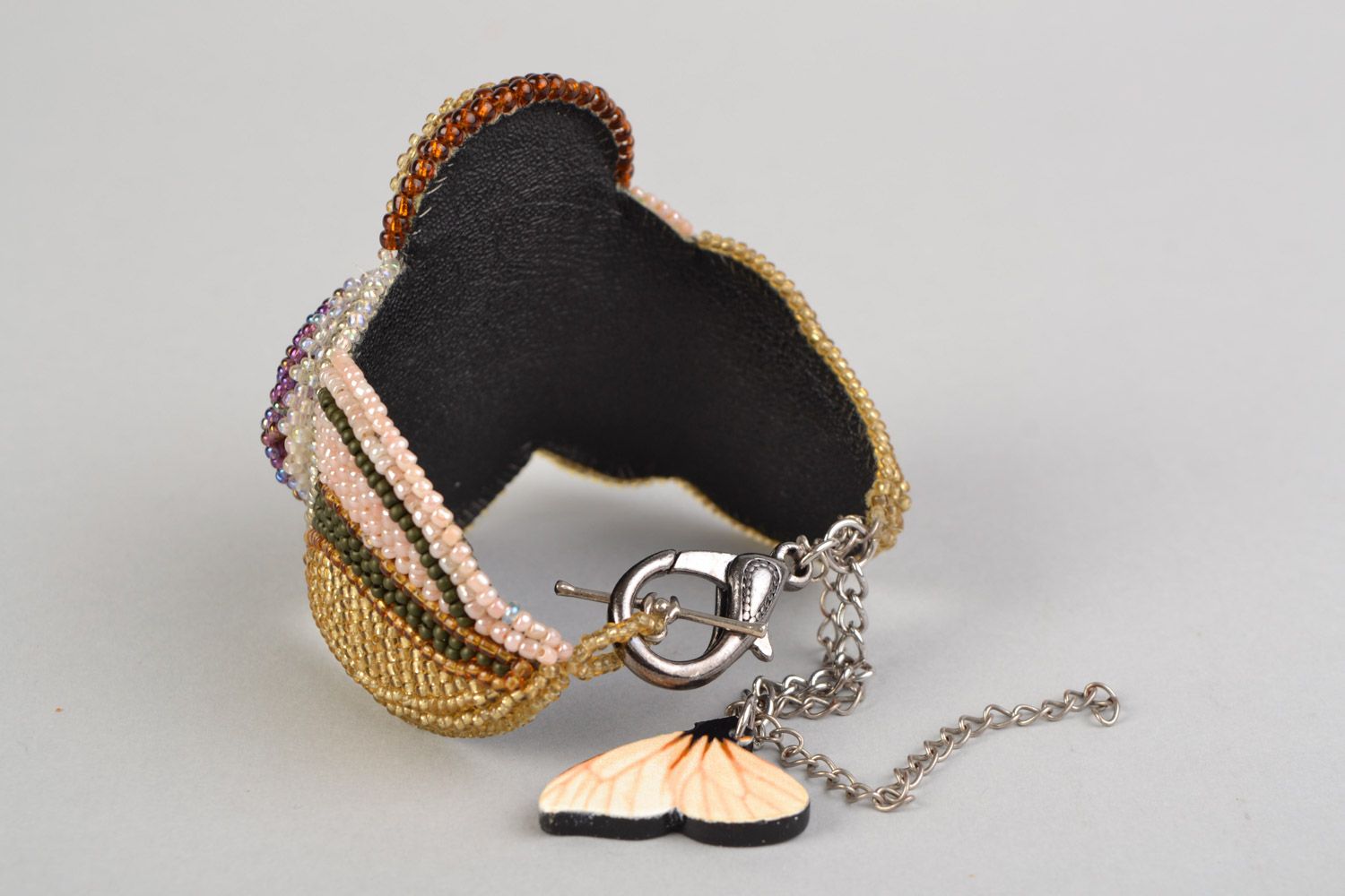 Large bracelet brodé en perles de rocaille et pierres naturelles fait main femme photo 4
