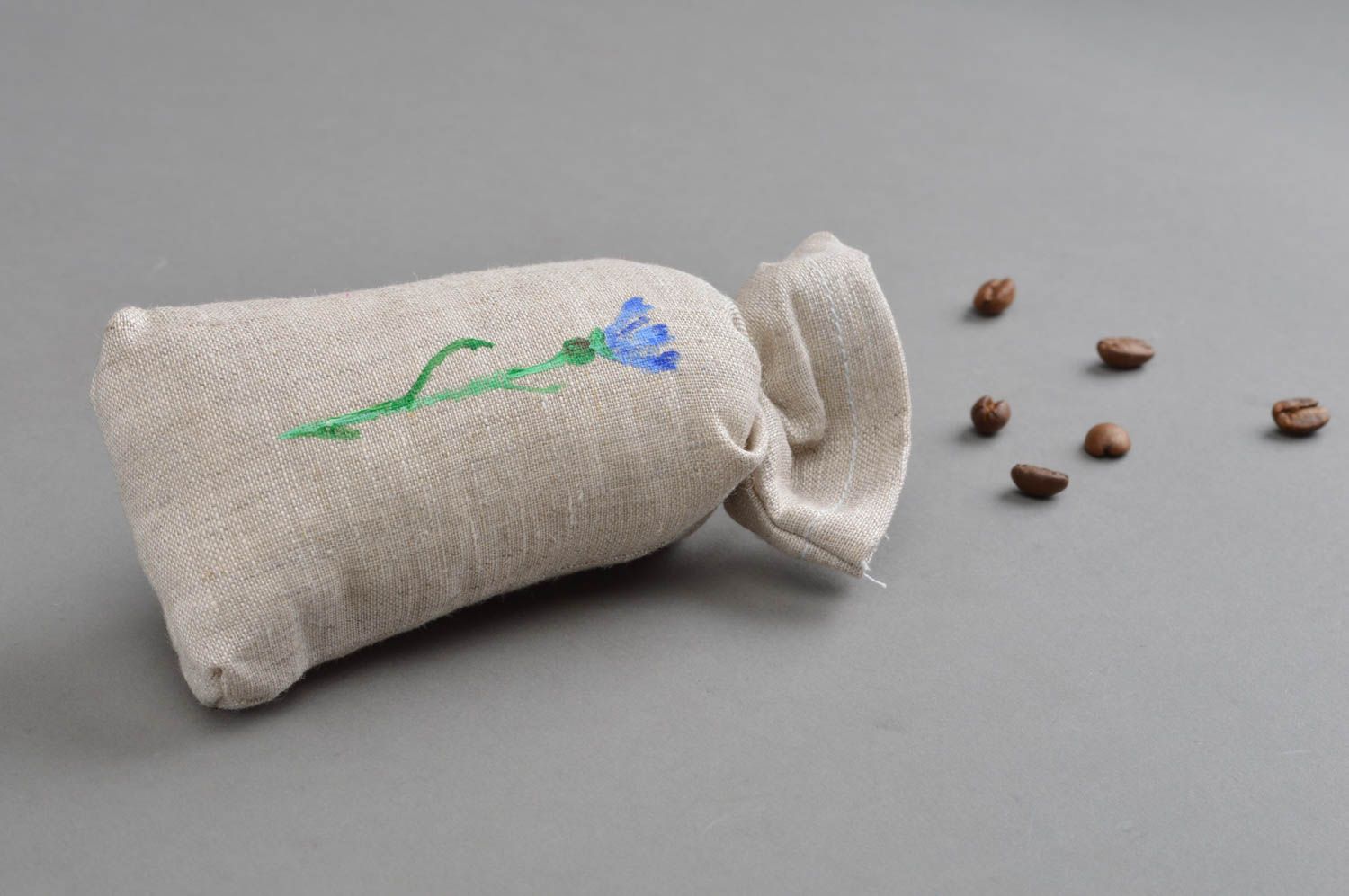 Kleine handmade Sachet Kissen aus Lein mit Bemalung und Aroma Roggenblume  foto 1