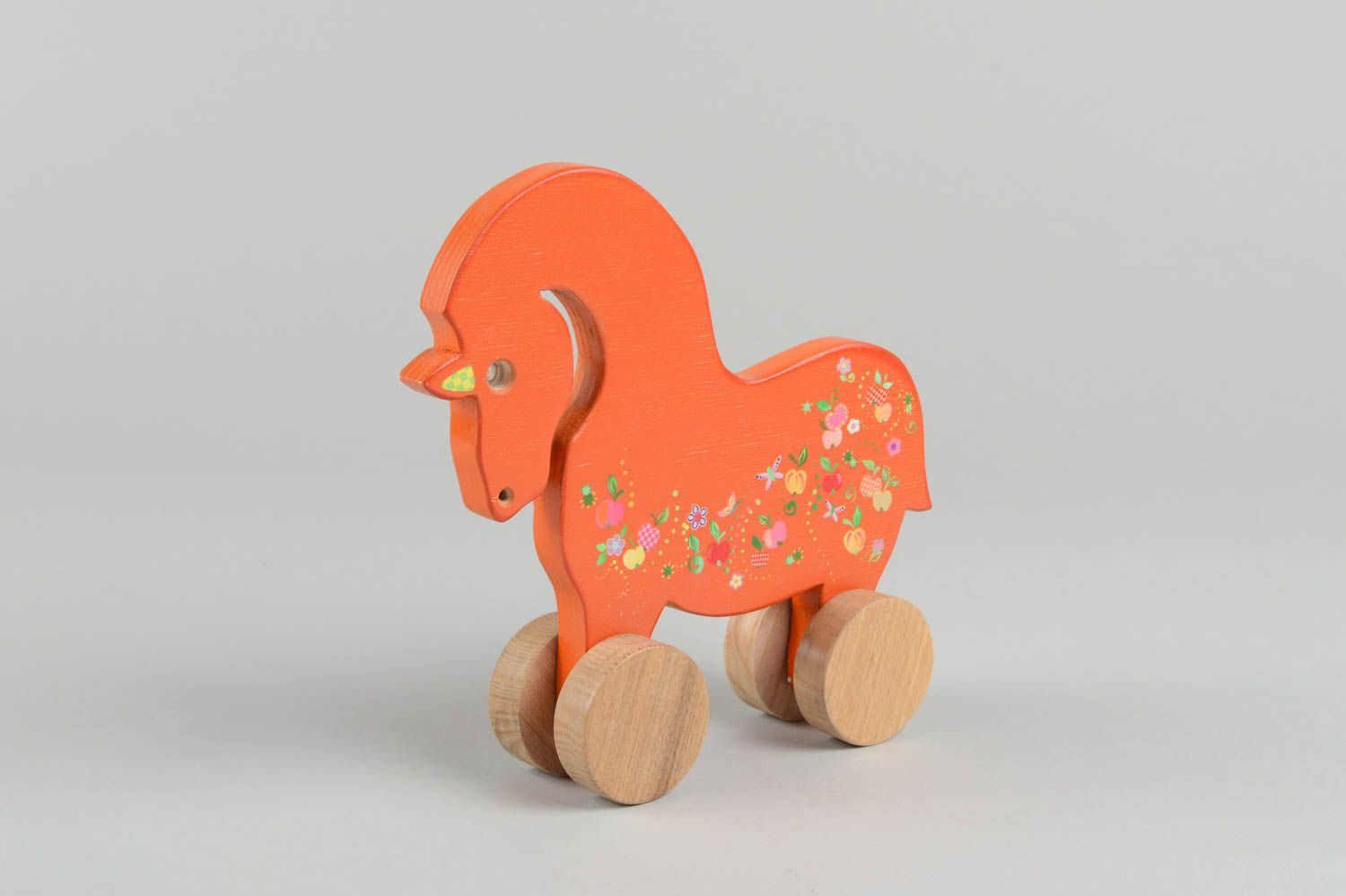 Игрушка ручной работы игрушка из дерева оранжевая лошадка игрушка-каталка фото 4