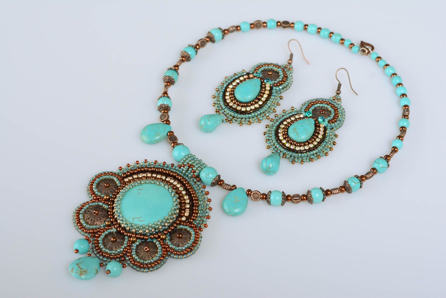 Set of blue and brown bead embroidered jewelry 2 items necklace and earrings photo 1