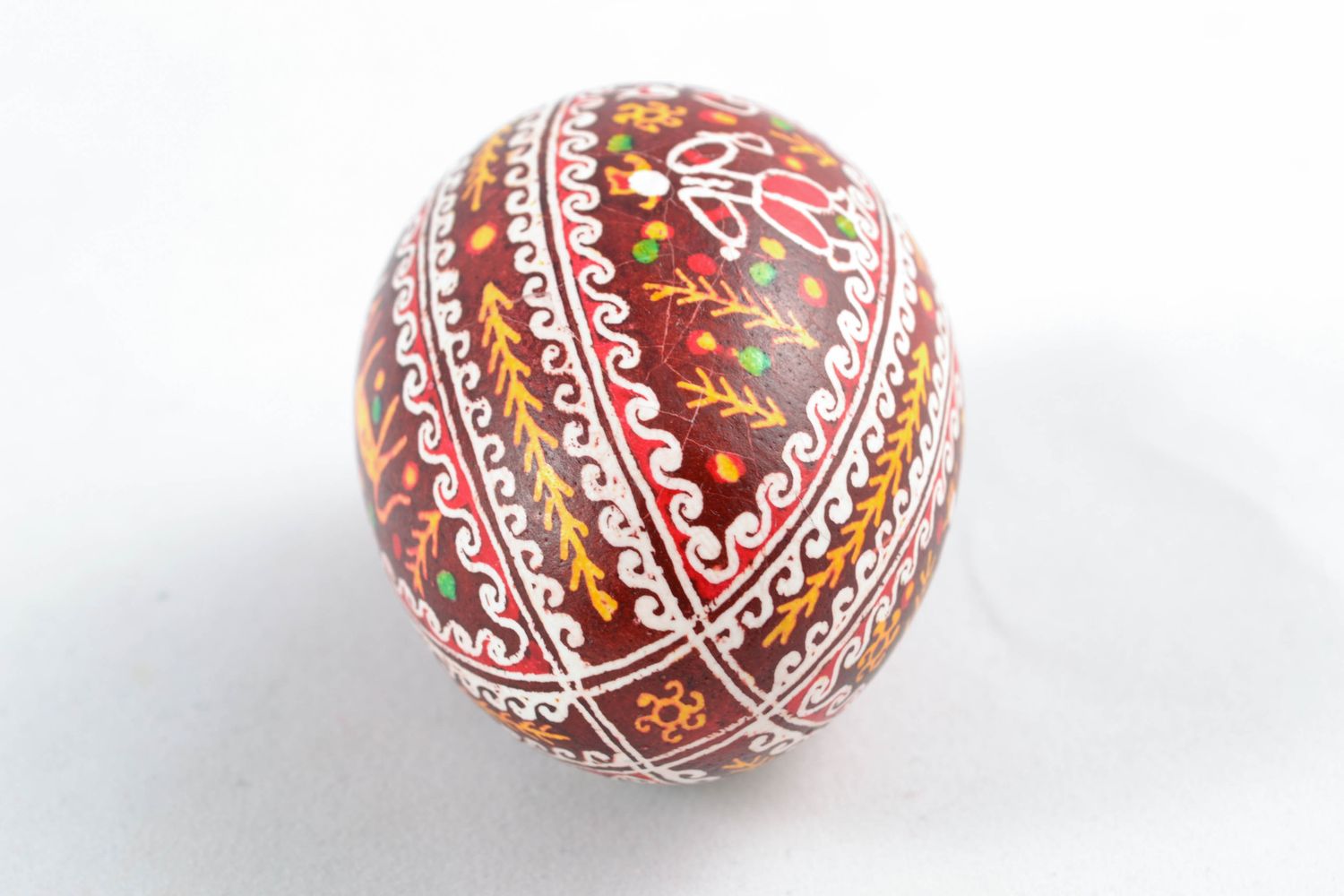 Huevo decorativo artesanal pintado con acrílicos foto 4