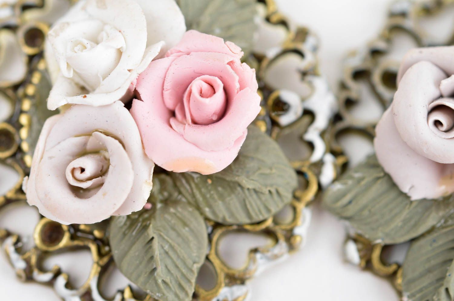 Модные серьги с цветами украшение ручной работы серьги из полимерной глины фото 5