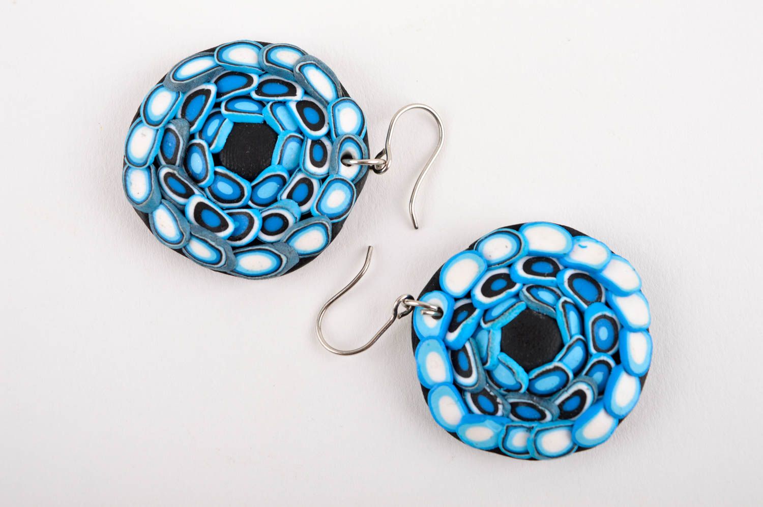 Handmade Accessoire für Frauen runde blaue Modeschmuck Ohrringe Polymer Schmuck foto 4