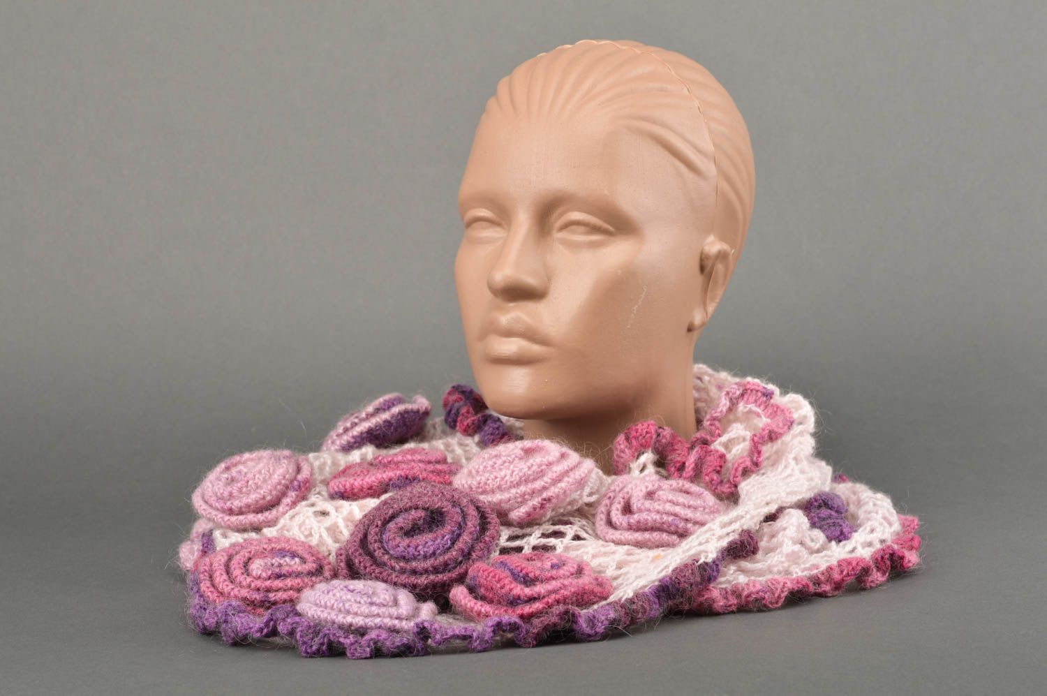 Ажурный шарф ручной работы шерстяной шарф с цветами женский шарф розовый фото 4