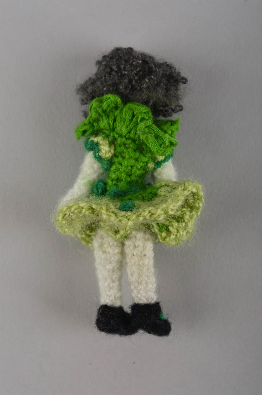 Poupée au crochet Jouet fait main tricoté en robe verte Cadeau pour enfant photo 3