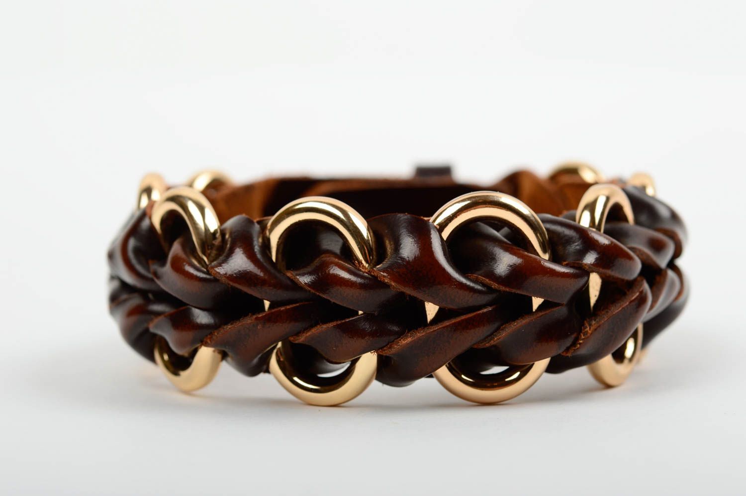 Bracelet en cuir naturel fait main brun tressé design original avec métal photo 2