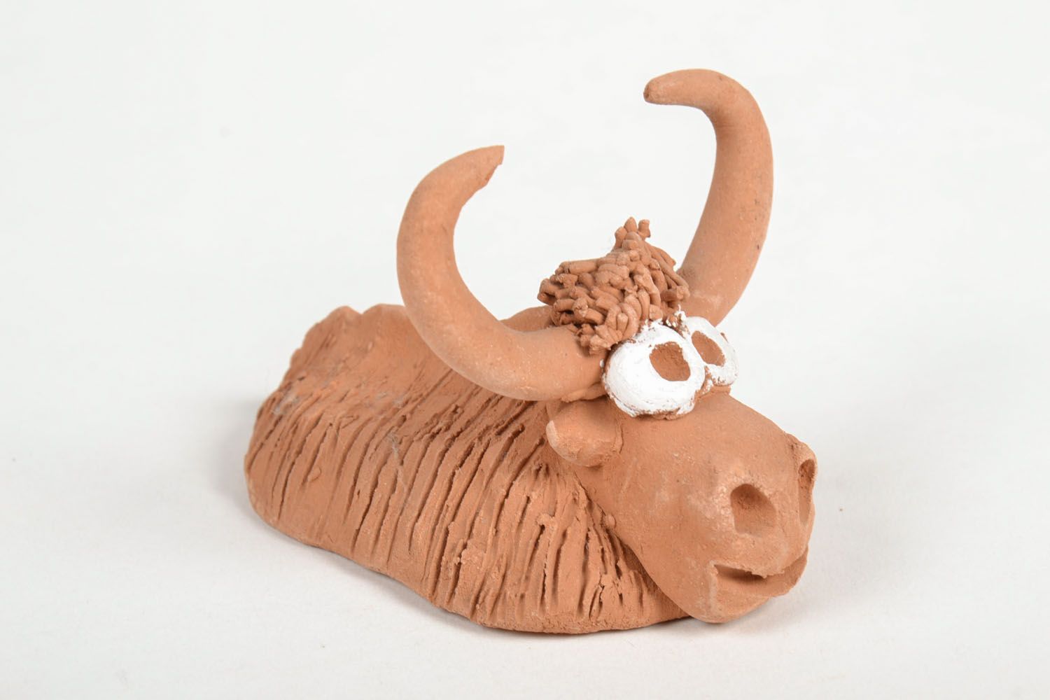 Figurine en céramique originale en forme de taureau sympa décoration maison photo 3