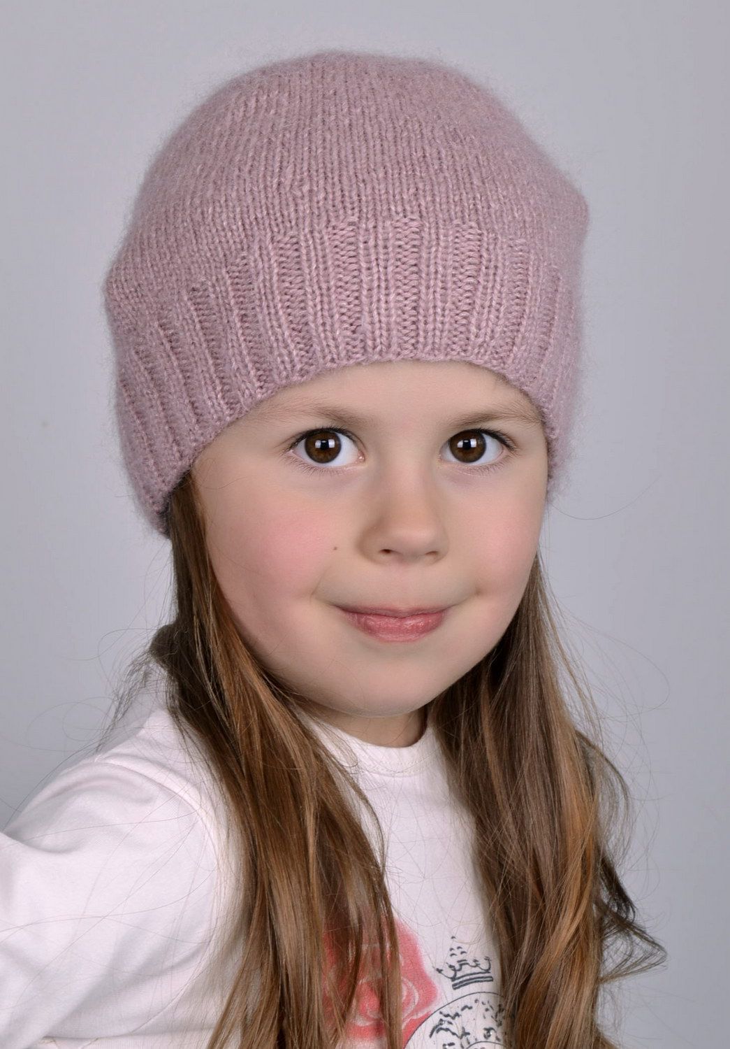 Детская вязаная шапка Светло-сиреневая фото 1