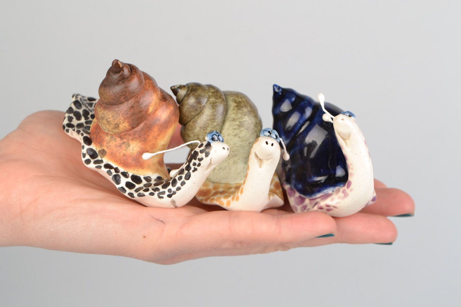 Set of handmade miniature ceramic figurines of snails painted with glaze 3 items photo 2