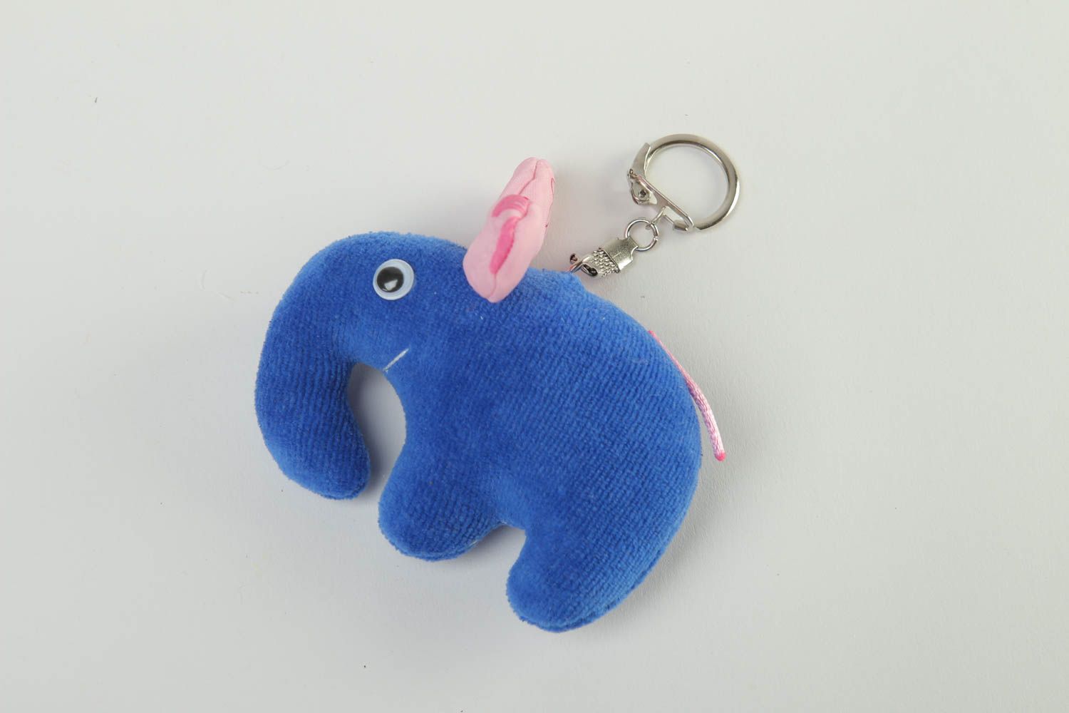 Porte-clé peluche éléphant Porte-clef fait main bleu velours Accessoire pour clé photo 2