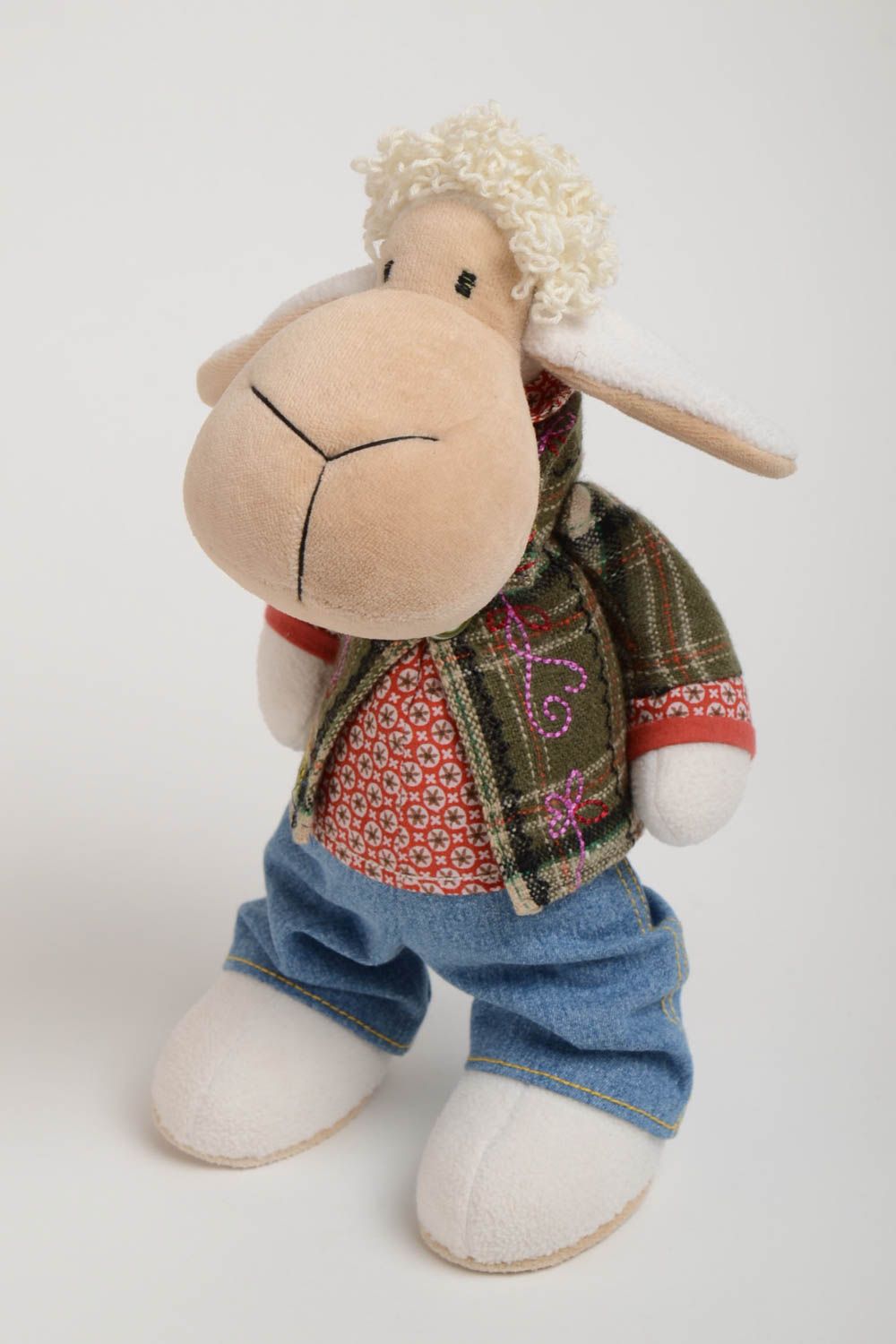 Künstlerisches Textil Kuscheltier Schaf aus Fleece handmade Spielzeug für Kinder foto 2