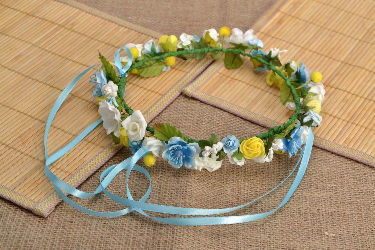 Festive headband with artificial flowers photo 1