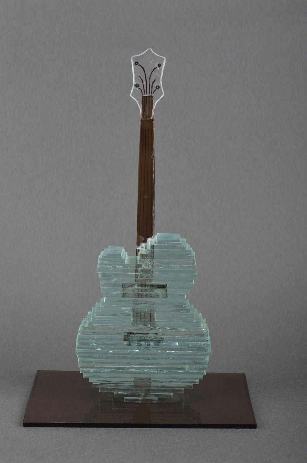 Декор для дома ручной работы фигурка из стекла гитара оригинальный подарок фото 4