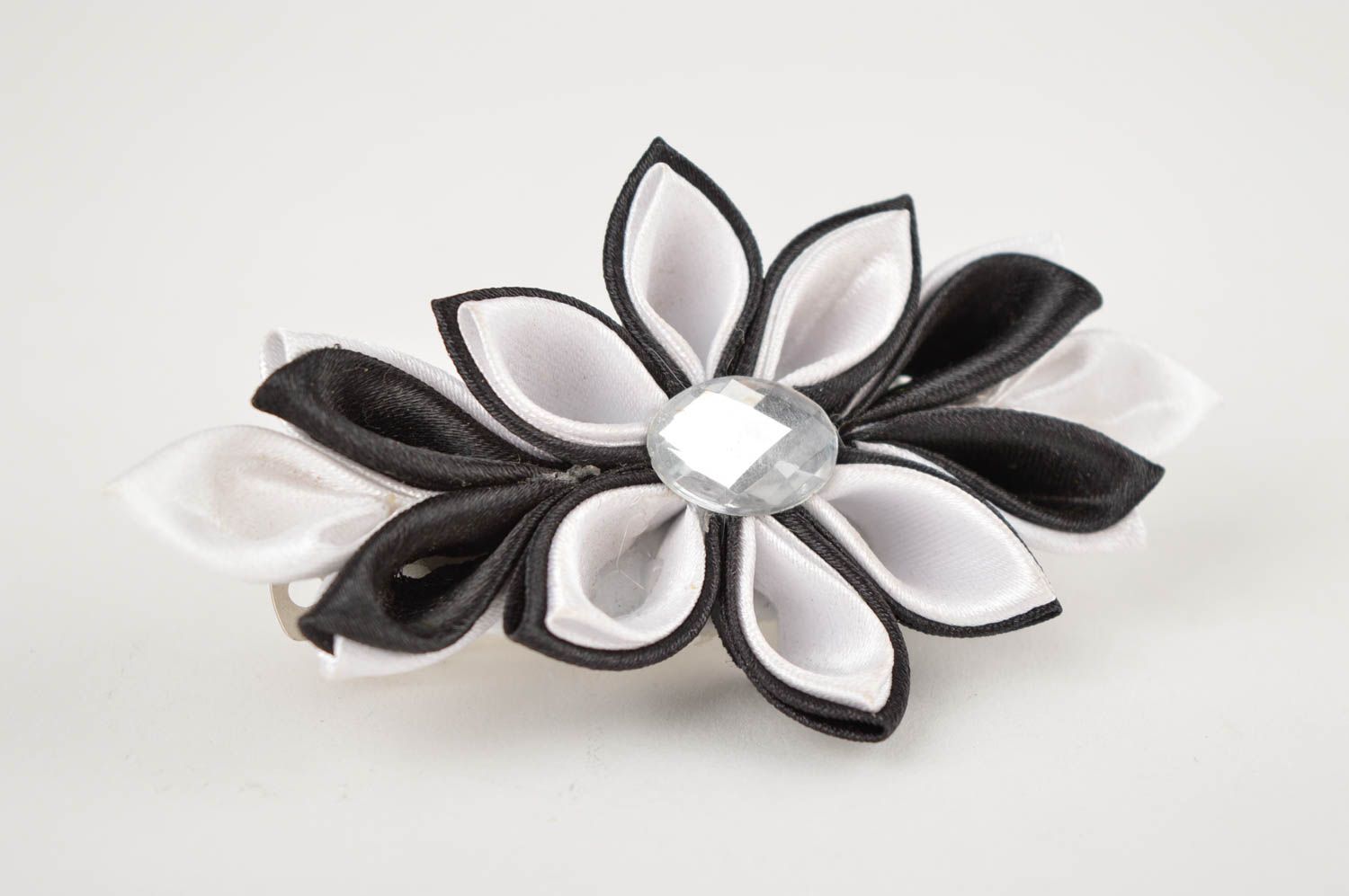 Haarspange Blume handgemachter Damen Modeschmuck tolles Accessoire für Haare foto 4