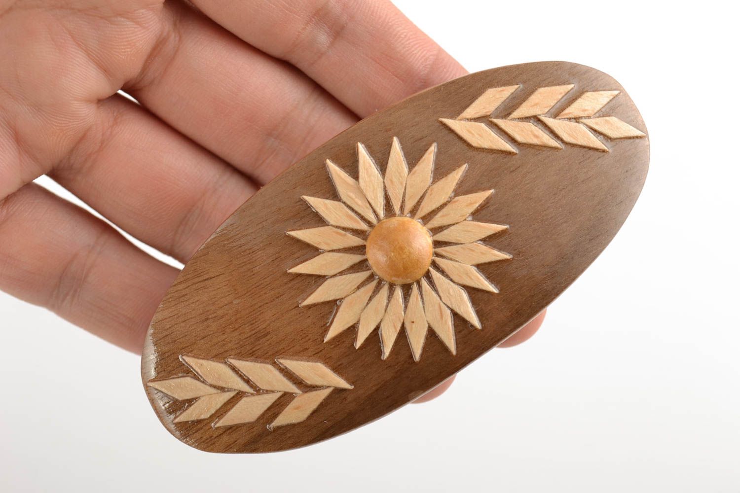 Jewelry and hair accessories Beautiful stylish handmade varnished wooden barrette  photo 2
