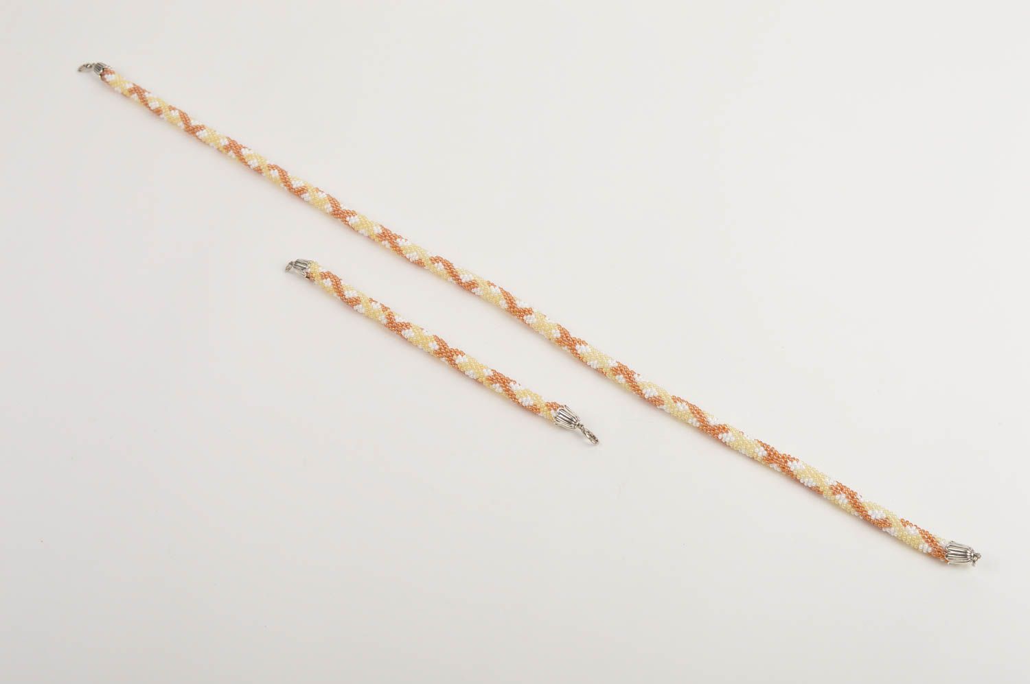 Collier spirale Bijoux faits main Bracelet fantaisie en perles de rocaille photo 2